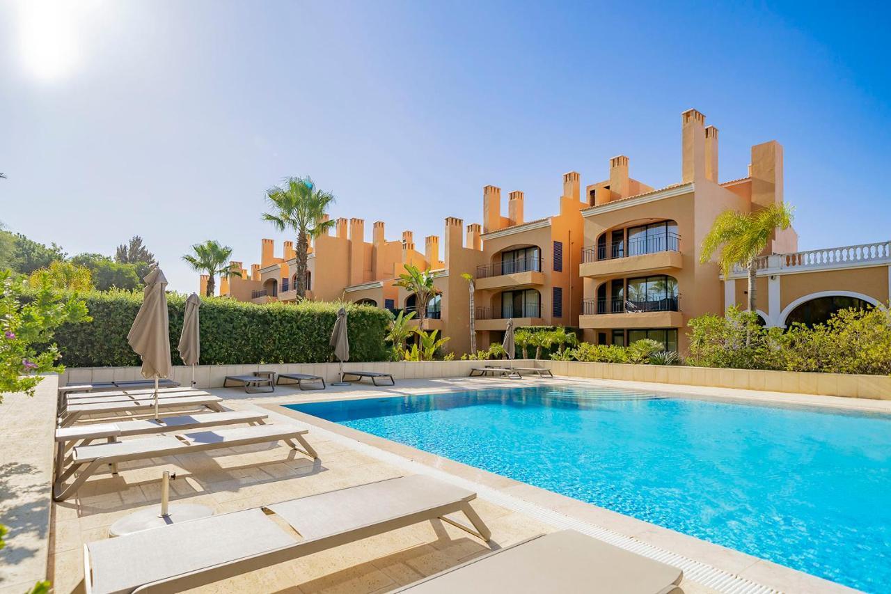 AL - Apartamento Vila Sol F5 T Quarteira Bagian luar foto